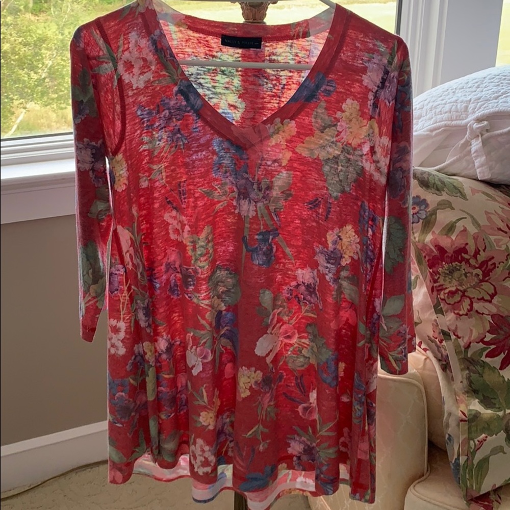 Nally and Millie tunic top